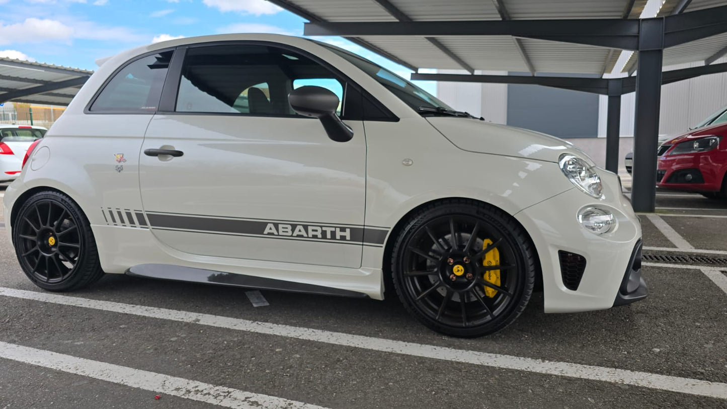 Abarth Kit Llanta Espárragos y Tuercas