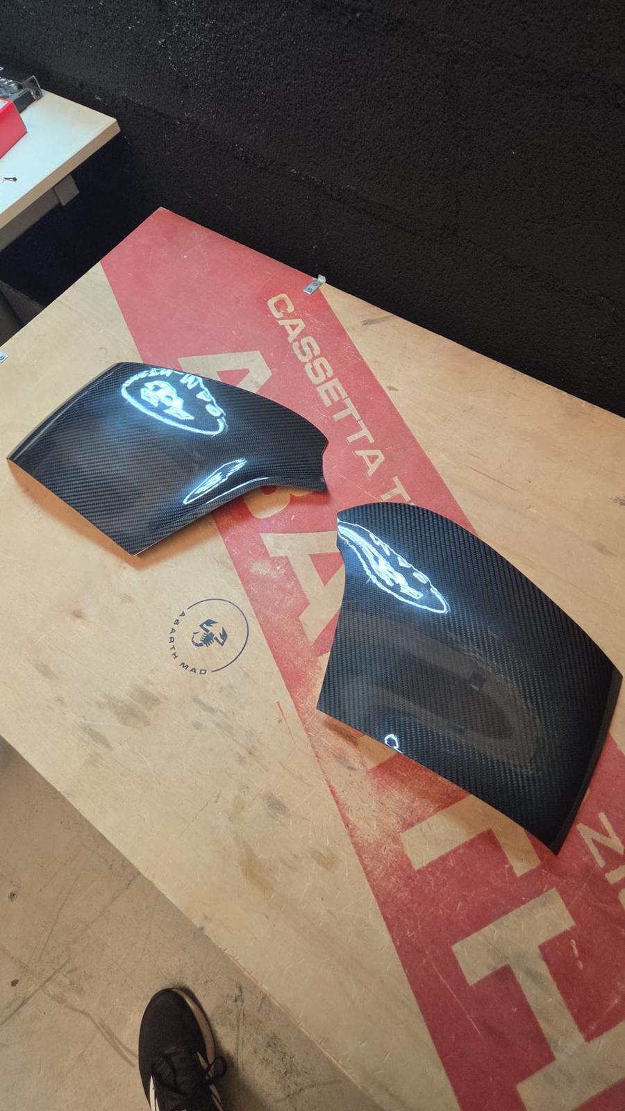 Abarth Fiat 2016+ Restyling Cover Zona Cambio Fibra de Carbono