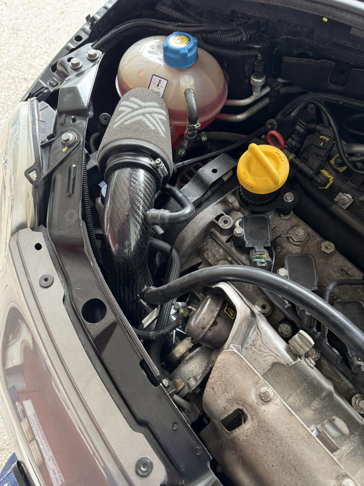 Exclusive! Abarth 500 Tjet Bravo 100% Full Carbon Fiber Intake Admisión Alta