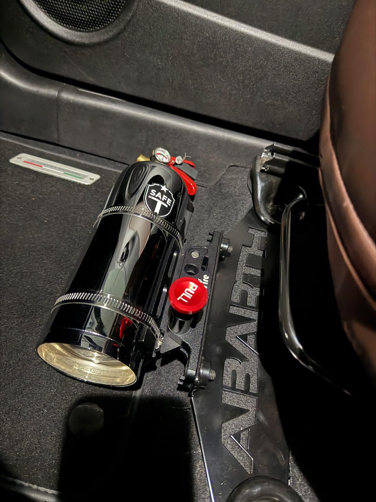 Exclusivo Abarth Fiat Soporte Extintor Fire Extinguisher Quick Release