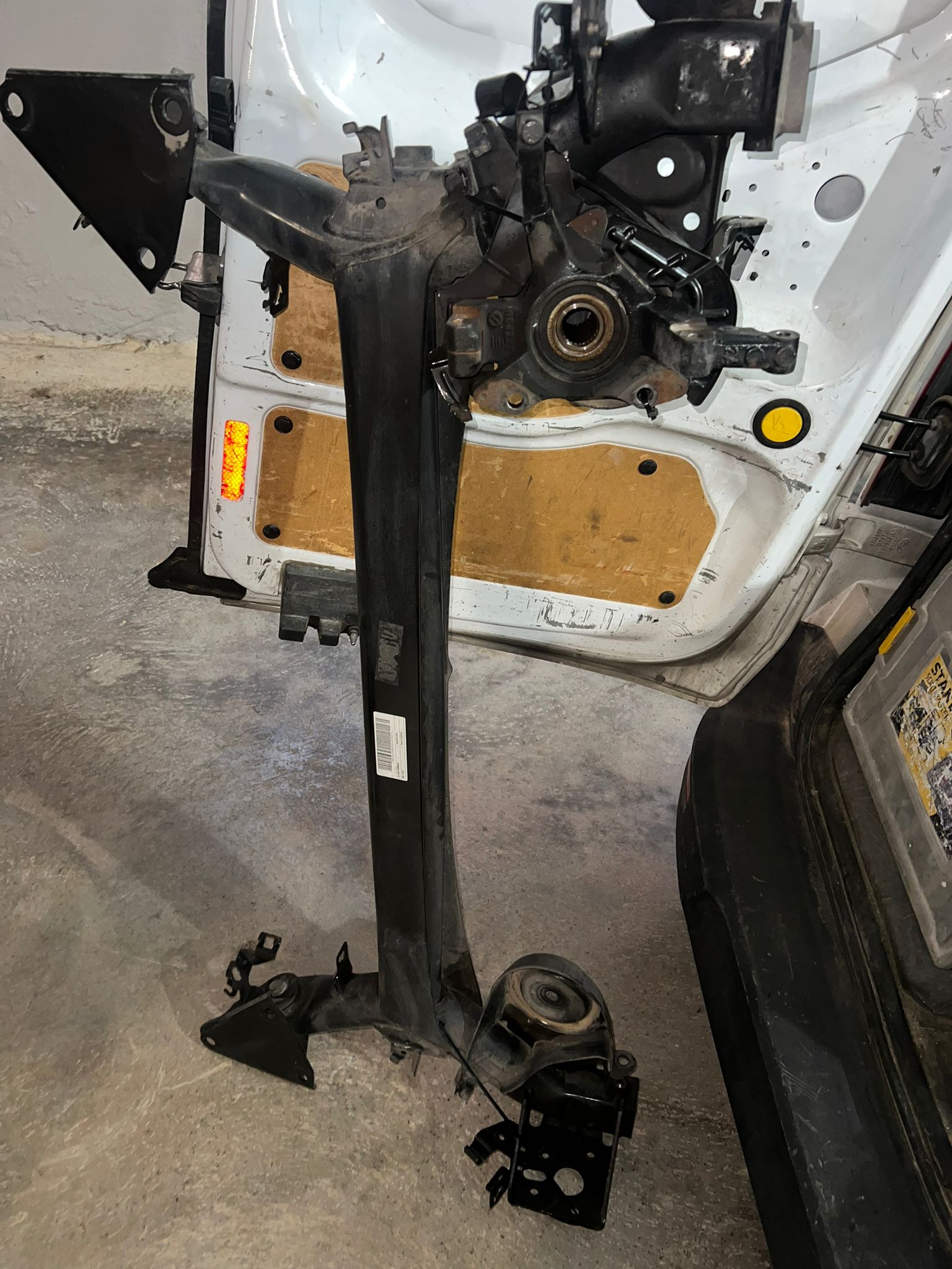 Abarth 500 595 695 Rear Axle Bar – Abarth MAD Perfomance
