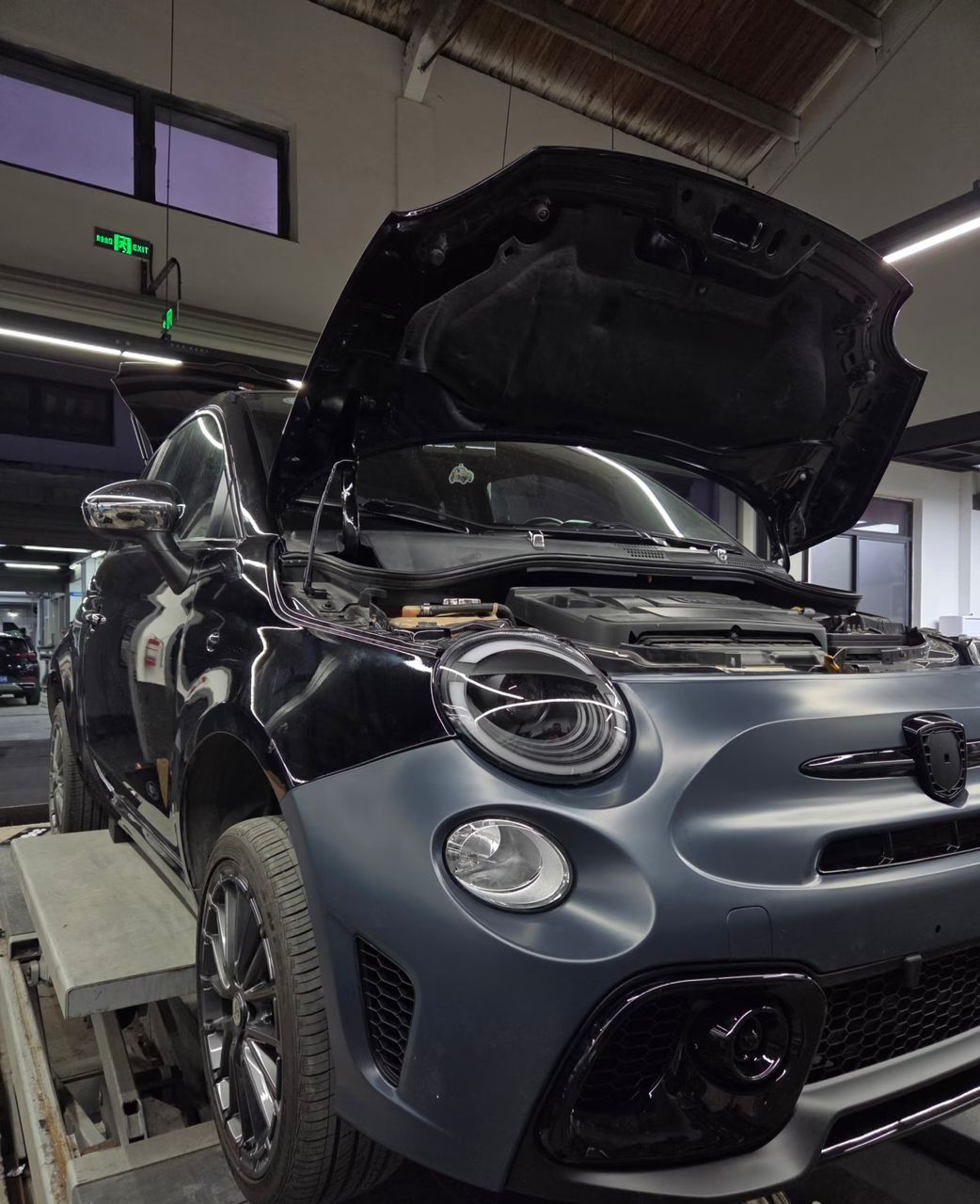 Abarth Fiat 500 Full Conversion Restyling Body Kit Front, Rear, Side Skirts, Spoiler Paragolpes