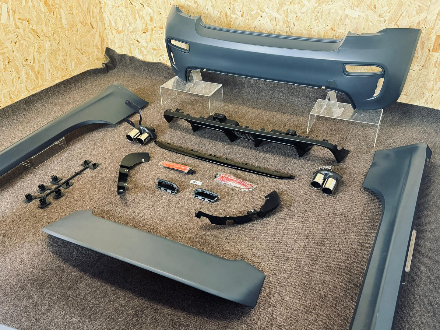 Abarth Fiat 500 Full Conversion Restyling Body Kit Front, Rear, Side Skirts, Spoiler Paragolpes