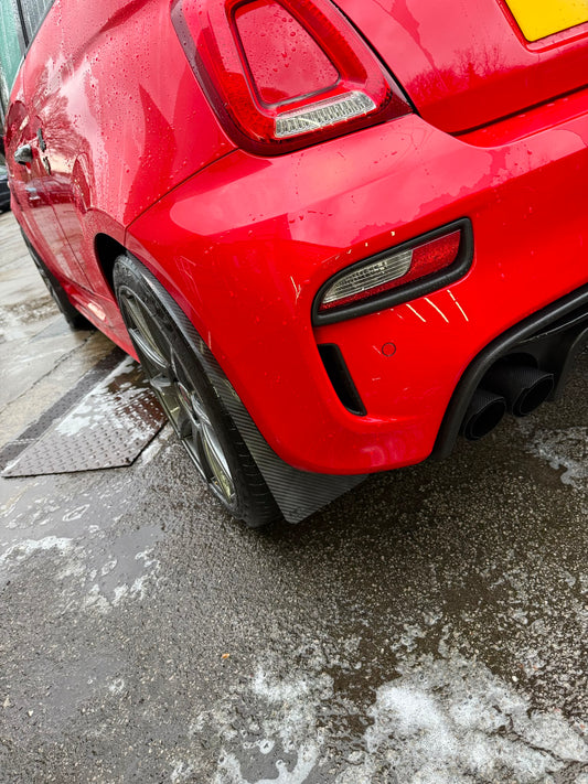 Parafanghi Abarth Fibra di Carbonio Parafanghi Flap Originali (4)