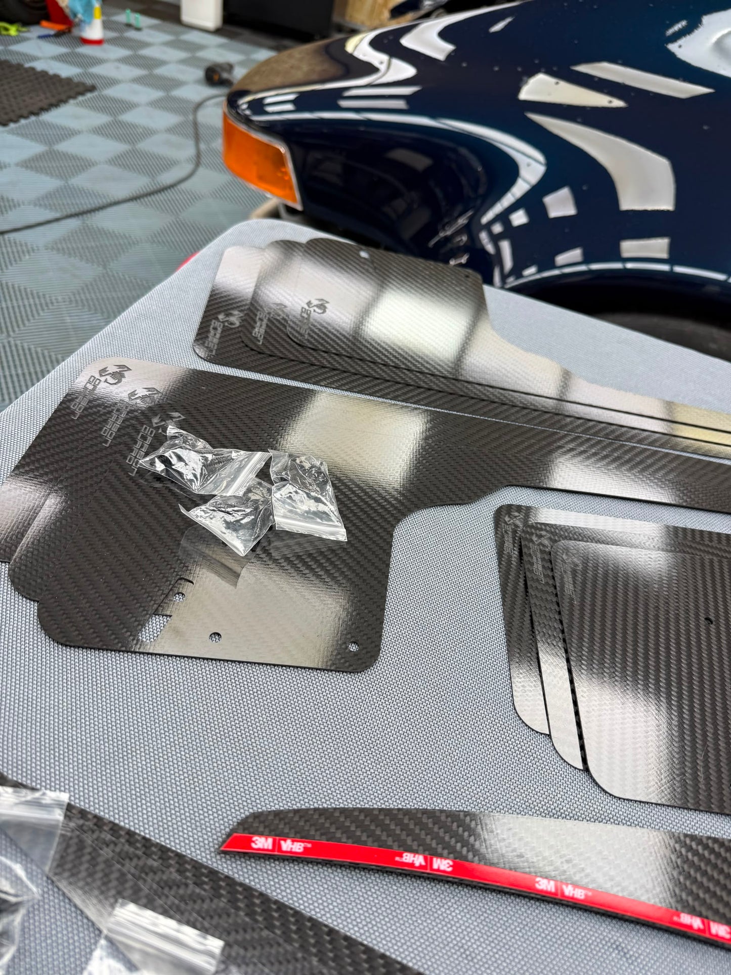 Abarth 500 All Model (4) Set CNC Carbon Fiber Fibra de Carbono Guardabarros Mudguards Flaps Genuine Small or Large