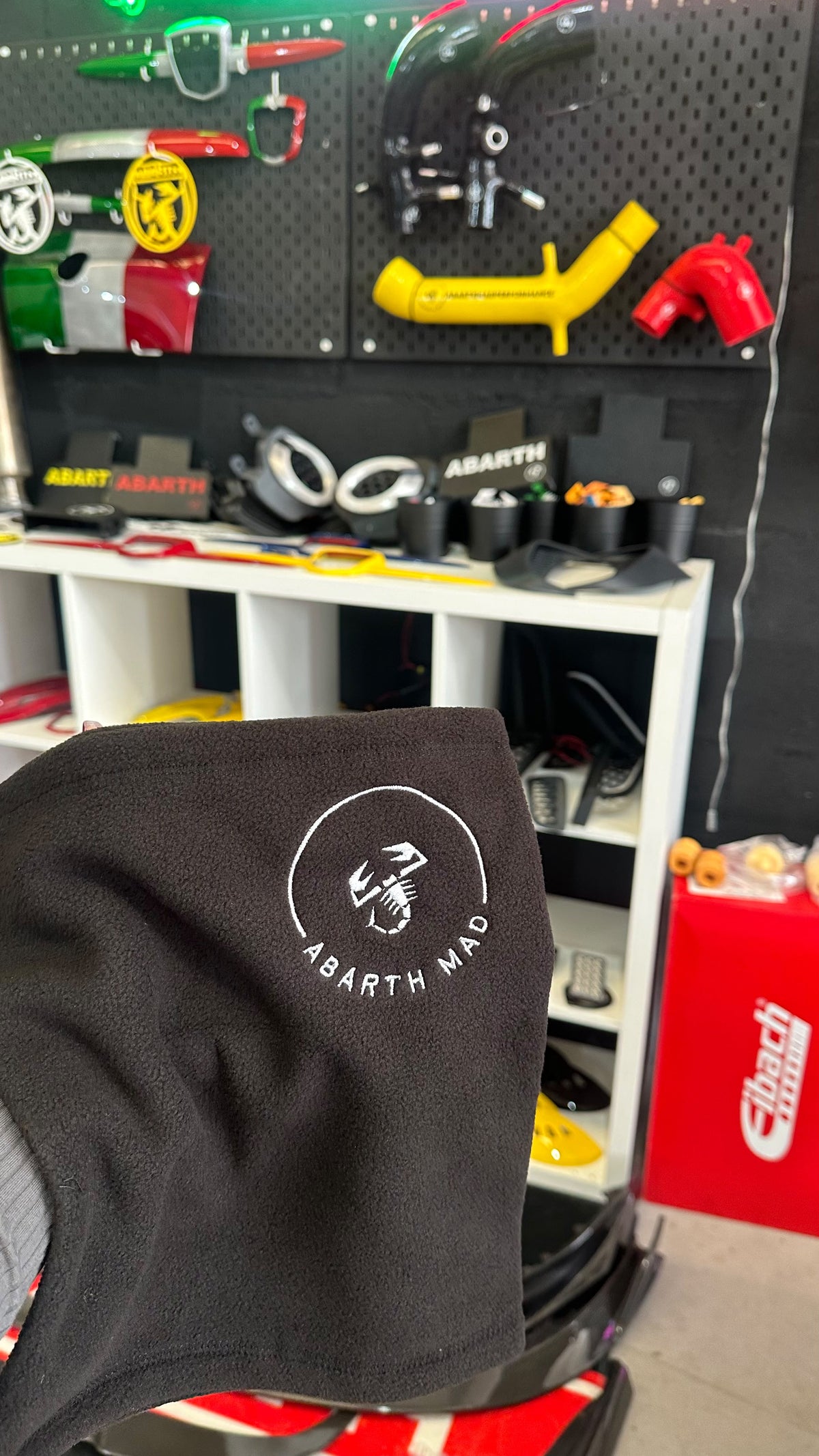Abarth Mad Velvet Bandana Braga Terciopelada Ajustable