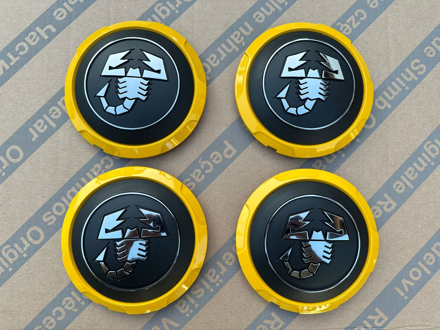 Abarth Tapa llantas ORIGINALES OEM (varios colores)