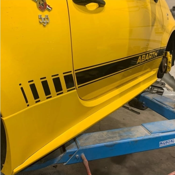 Abarth CHD Añadido Taloneras Fibra Skirt Insert Fiber