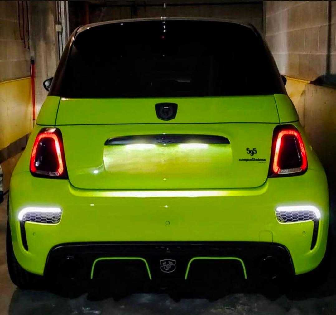 Abarth 500 Restyling Bumper Set Pareja (2) 3D Rear Reflector Lights Rejilla Paragolpes Trasero with LED Reverse Marcha atrás