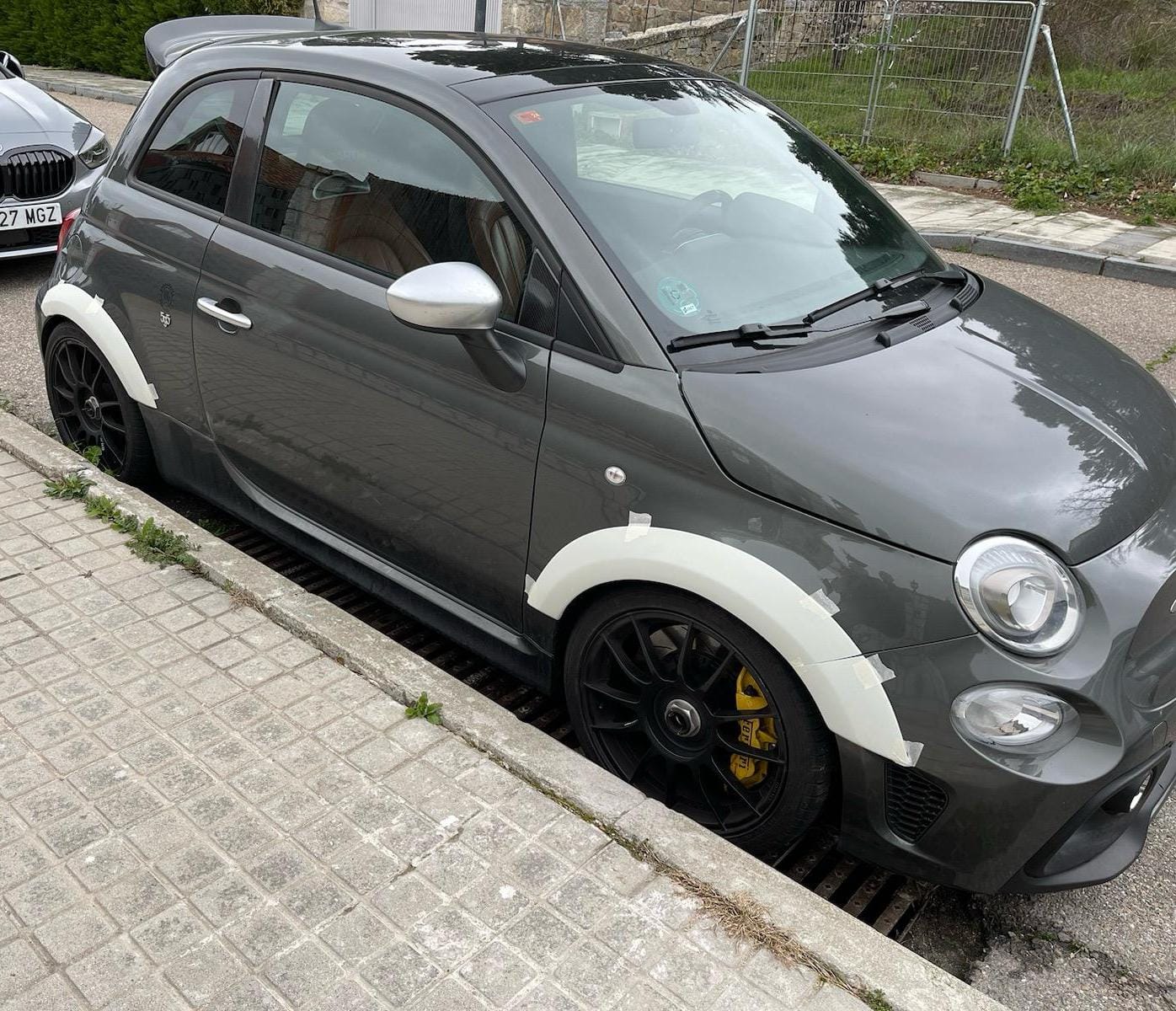 Abarth Ensanches Aletines Fibra 20mm