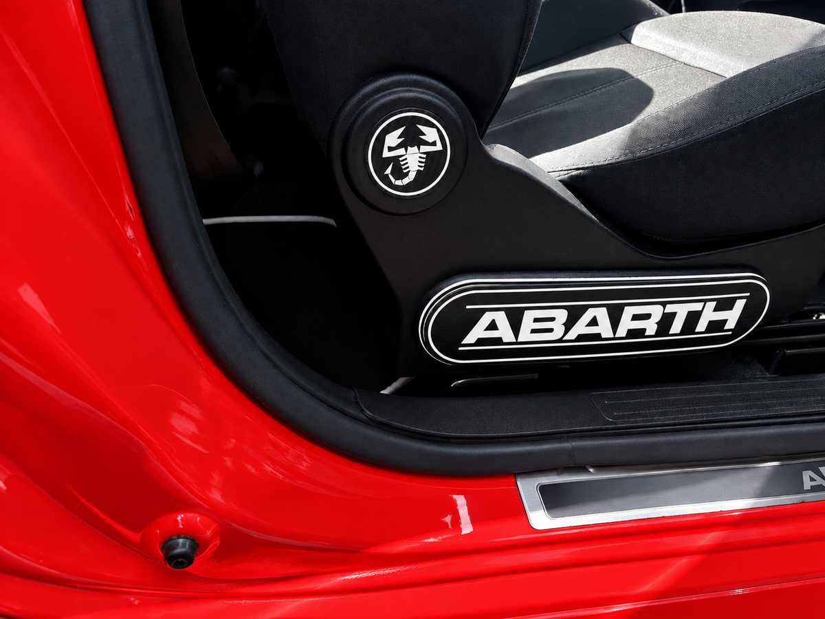 Abarth 500 All Model 3D Side Plates & Wheel Set (4 pieces) Seats (NO SABELT) Asientos Embellecedores