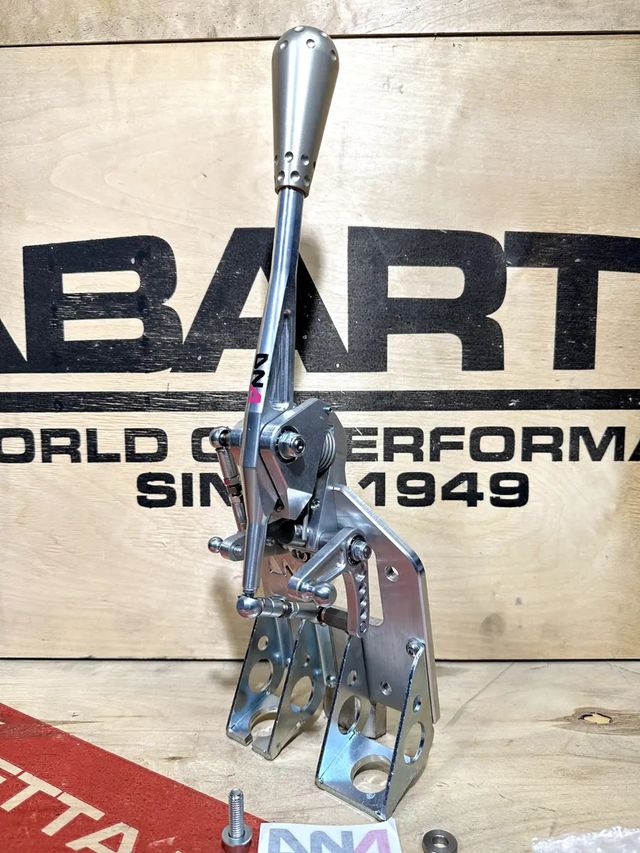 Abarth Ultrashifter Cambio Corto DNA