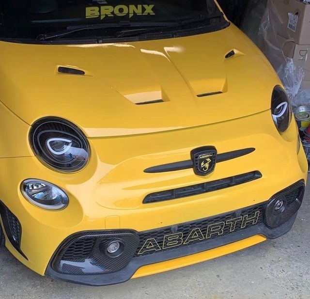 Abarth Bonnet Fiber Angry or Normal