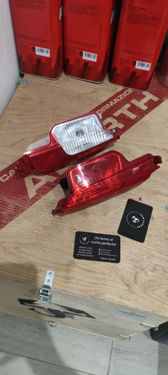 Abarth Kit Luci Posteriori Paraurti Restyling Fendinebbia e Retromarcia